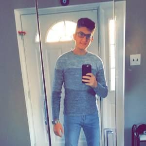 Meet your Posher, Daniel